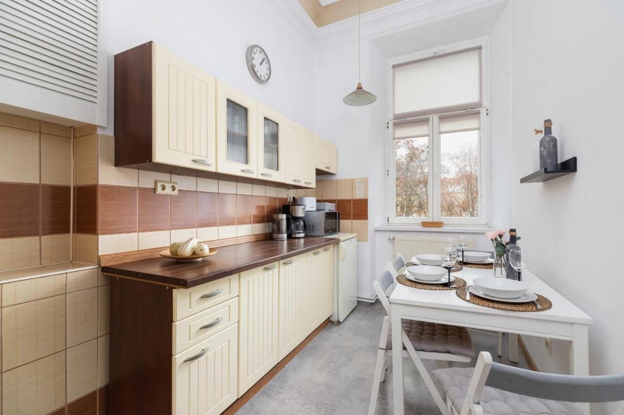 Podwale Apartment Uj Downtown Cracow By Noclegi Renters 克拉科夫 外观 照片